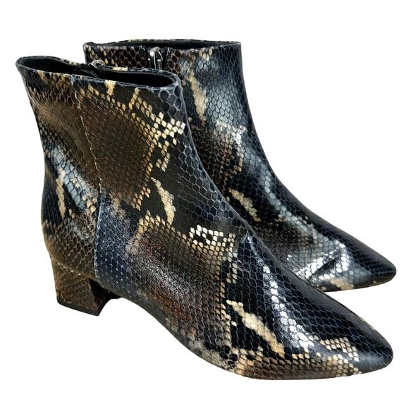 Aquatalia NWOB Fuoco Snake Print Weatherproof Ankle Boot Size 6 Pointed Toe - Picture 1 of 9